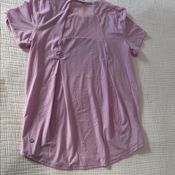 Light Purple Short Sleeve Top - Picture 4 of 5